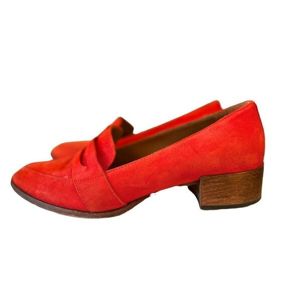 THELMA THE PENNY LOAFER FLAME SIZE 38, USA 7 RETAILS $388 - Picture 9 of 16